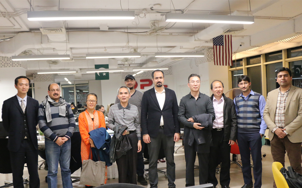 DPL Hosts Research and IT Industry Delegation from China